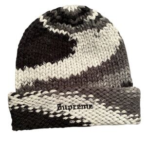 Black Supreme Gradient Spacedye Beanie